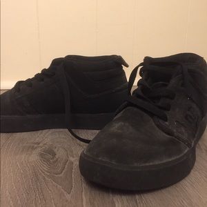 Black DC Skater-Style Sneakers
